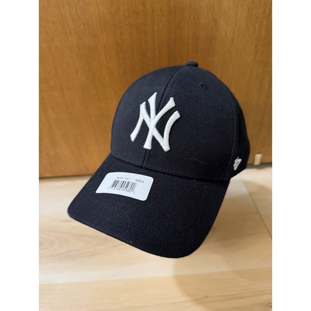 47 Black New York Yankees Adjustable Baseball Hat Unisex Adult One Size